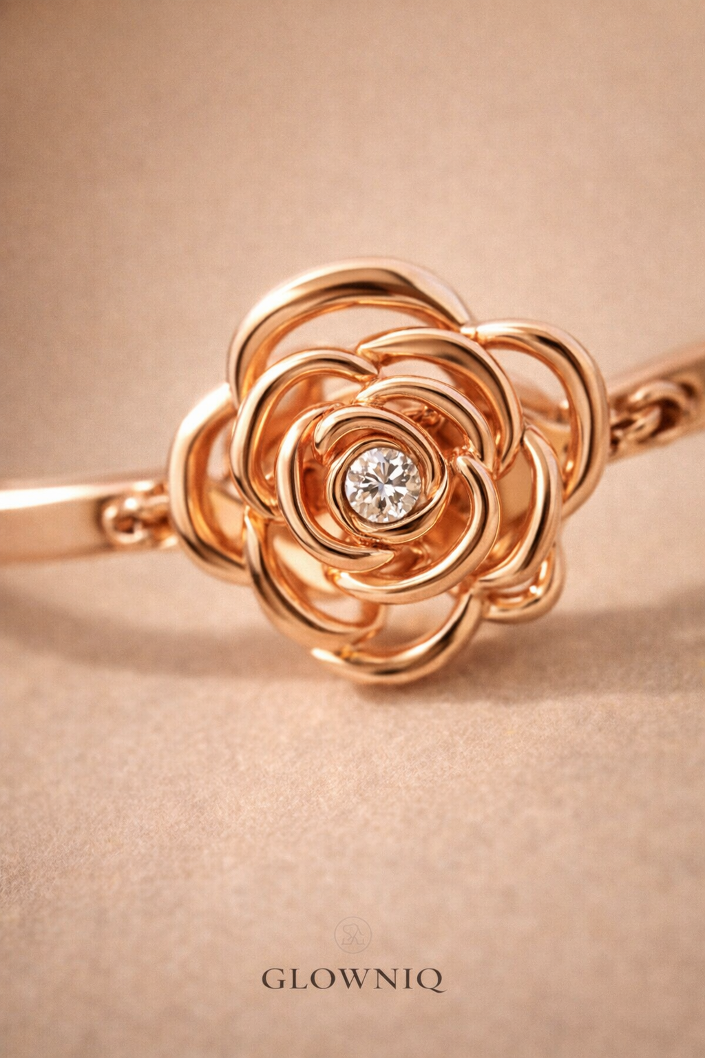 GLOWNIQ Eternal Rose Bracelet